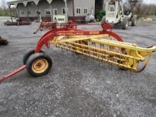 NEW HOLLAND  258 DOLLY RAKE