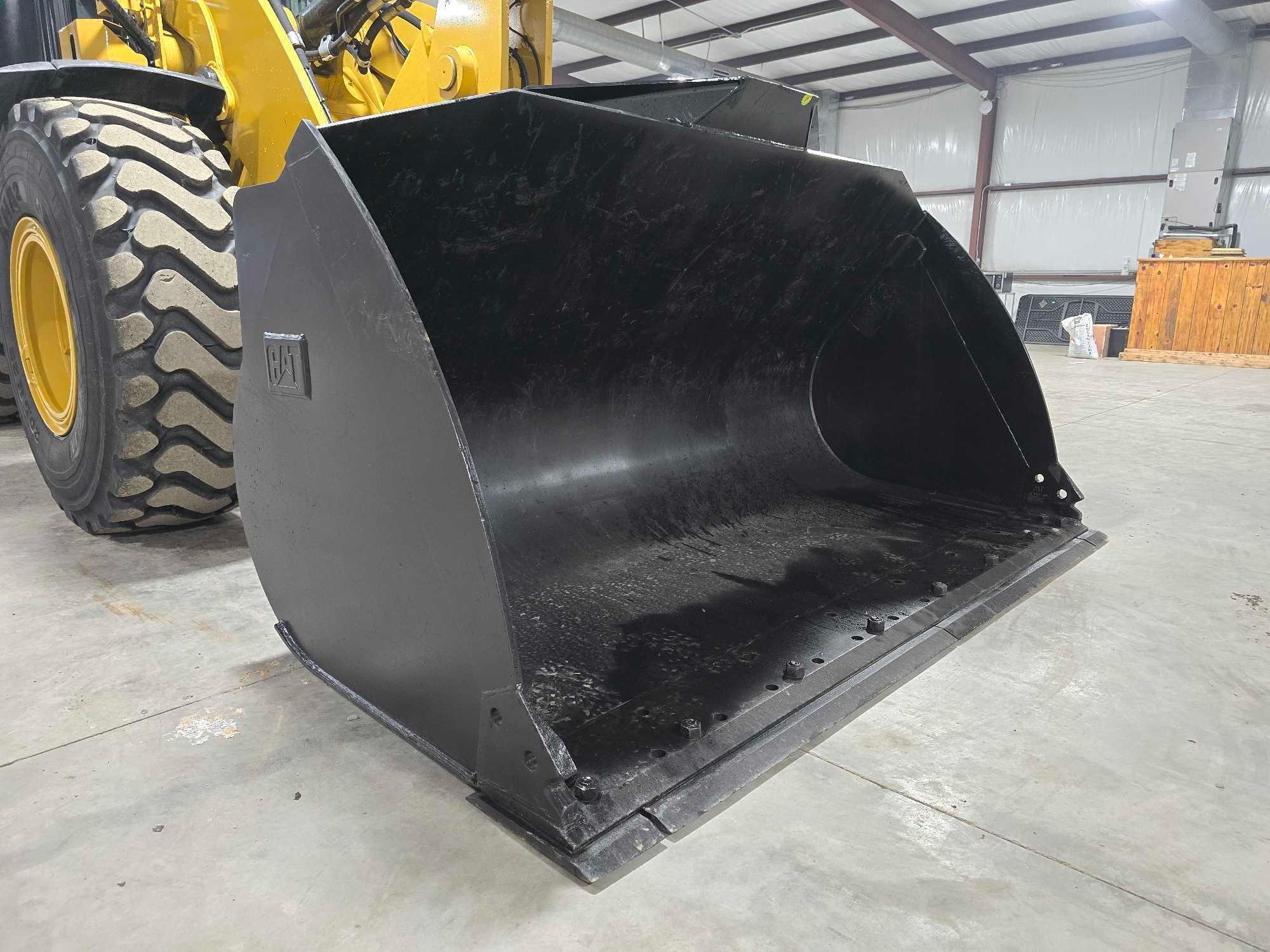 NEW/UNUSED 2023 Caterpillar 938M Wheel Loader