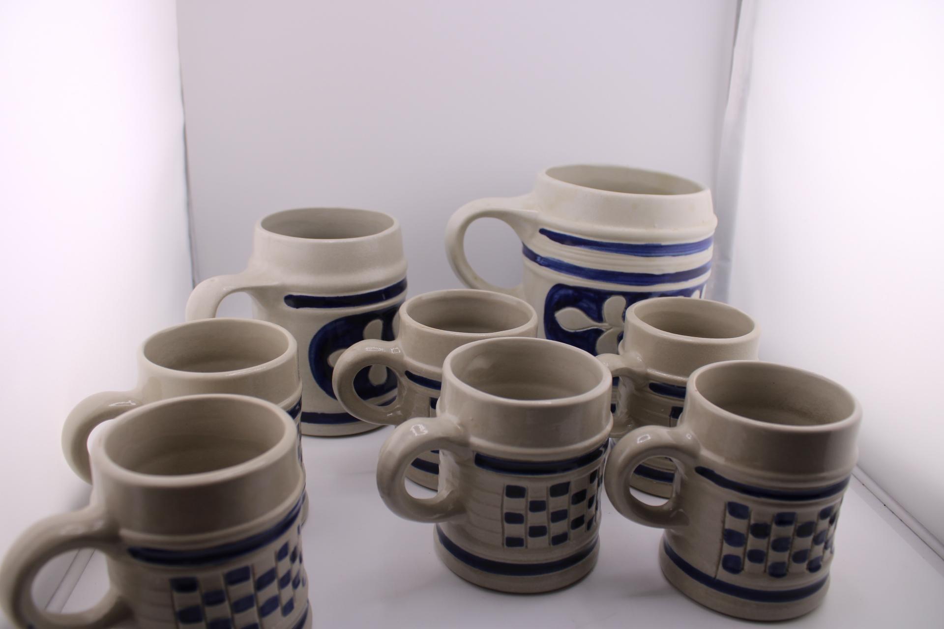 Williamsburg Pottery - 8pcs