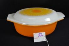 Pyrex Daisy No. 043 Casserole w/Lid; Mfg. 1968-1973