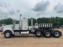 2012 PETERBILT 367 TRI-AXLE ROAD TRACTOR