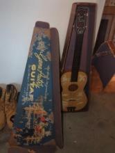 (BR1) VINTAGE 1960'S EMENEE WESTERN FOLK GENE AUTRY SIX STRING KIDS GUITAR, HAS THE ORIGINAL BOX,