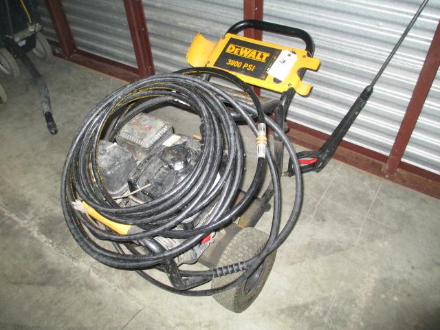 GAS POWER WASHER-DEWALT 3800 PSI-HOND GSX MOTOR W/HOSE AND WAND.-ONE TIRE FLAT