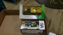 JOHN DEERE MODEL A 1930 ROADSTER  & JOHN DEERE TRUCK BANK (unused )