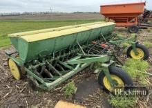 JOHN DEERE, MANURE SPREADER,