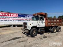 1990 FORD LT8000 TRUCK