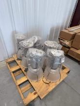 PALLET OF ASSORTED LIGHTING FIXTURES