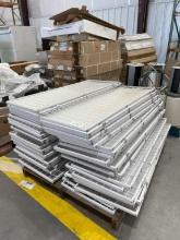 PALLET OF ASSORTED LIGHTING FIXTURES