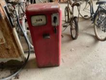 ANTIQUE GAS PUMP