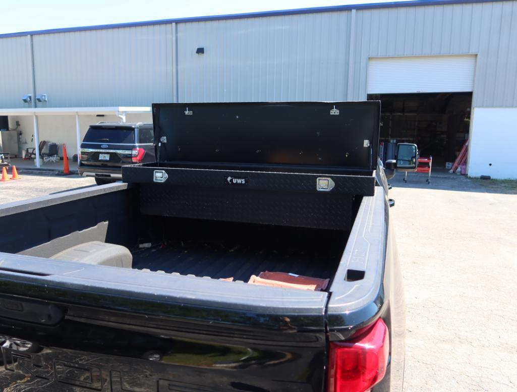 2021 Chevy Silverado 2500 4WD Z71 Crew Cab (Black) Tool Box, Diesel, License# QJZ-Q58VIN