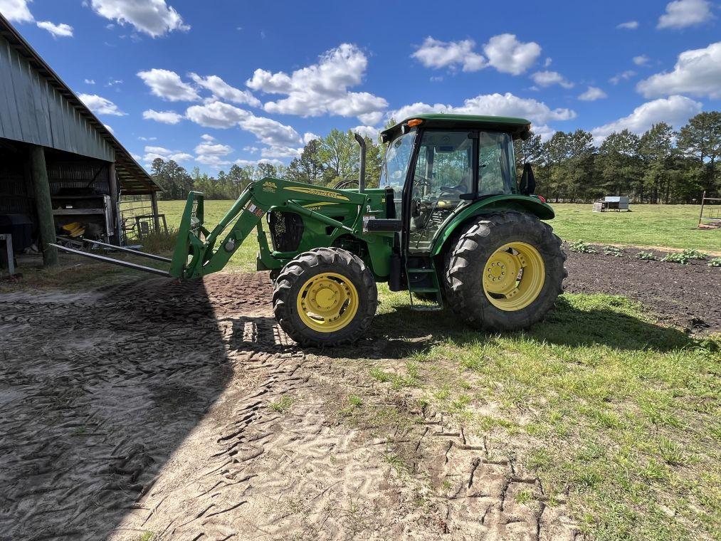 John Deere 5093E 4WD tractor & 553 loader