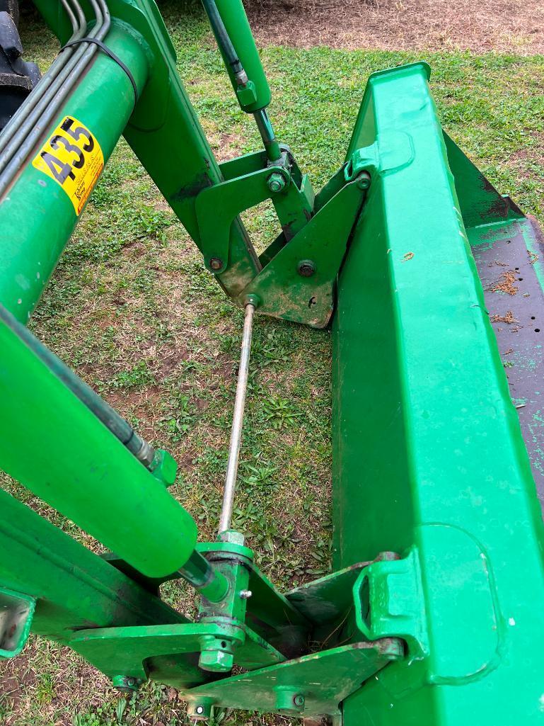 John Deere 5425 Tractor W/loader