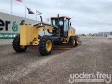 2014 John Deere 670G