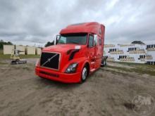 2017 VOLVO TRUCK VNL 780 TANDEM AXLE TRUCK TRACTOR VIN: 4V4NC9EH1HN976503