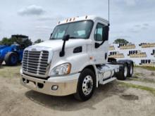 2013 FREIGHTLINER CASCADIA TANDEM AXLE DAY CAB TRUCK TRACTOR VIN: 1FUJGBDV9DLBY7904