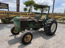 John Deere 2640 Tractor