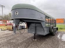 1982 Gooseneck Livestock Trailer