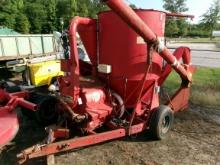 (8997)  Gehl 95 Mix All Feed Grinder