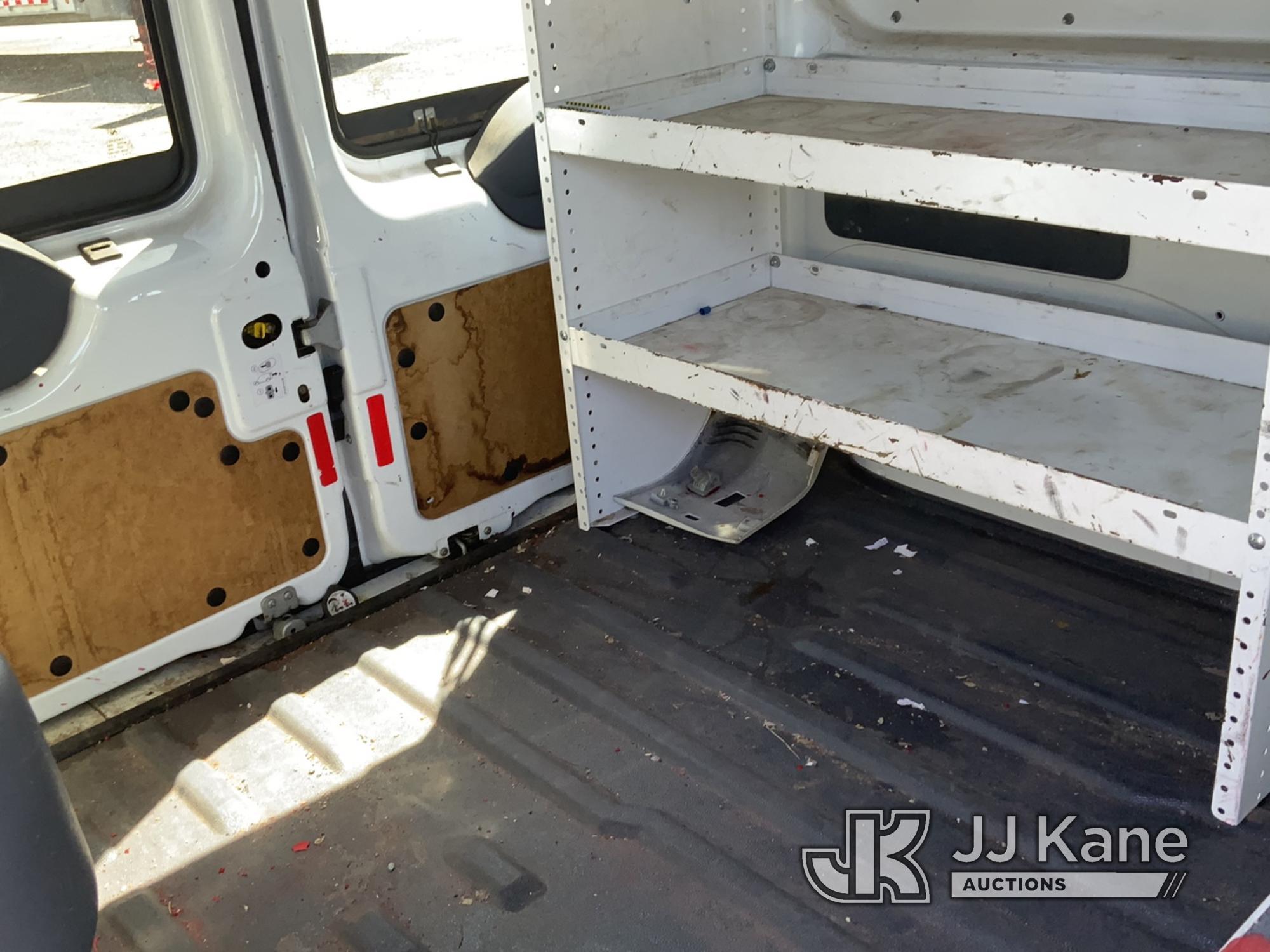 (South Beloit, IL) 2012 Ford Transit Connect Cargo Van Runs & Moves