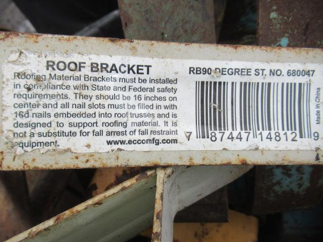 ASSORTED STEEL ROOF BRACKETS