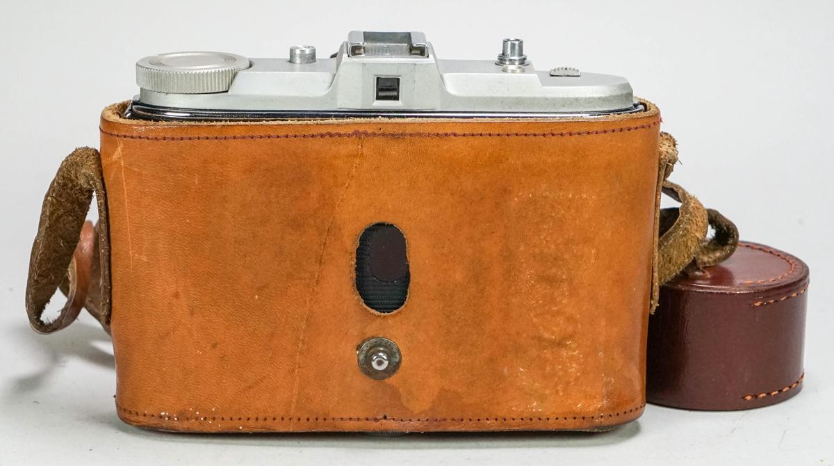 Agfa Isolette Folding Camera w/ Apotar Lens, Circa 1940-50's