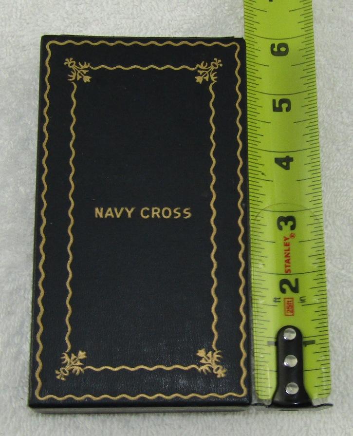 Original WW2 Period USMC/USN  "Navy" Cross With Original Short Case
