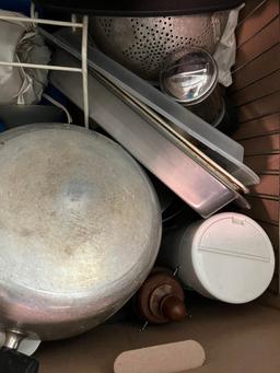 Lot of Various Kitchen Appliances, Kitchenware & More