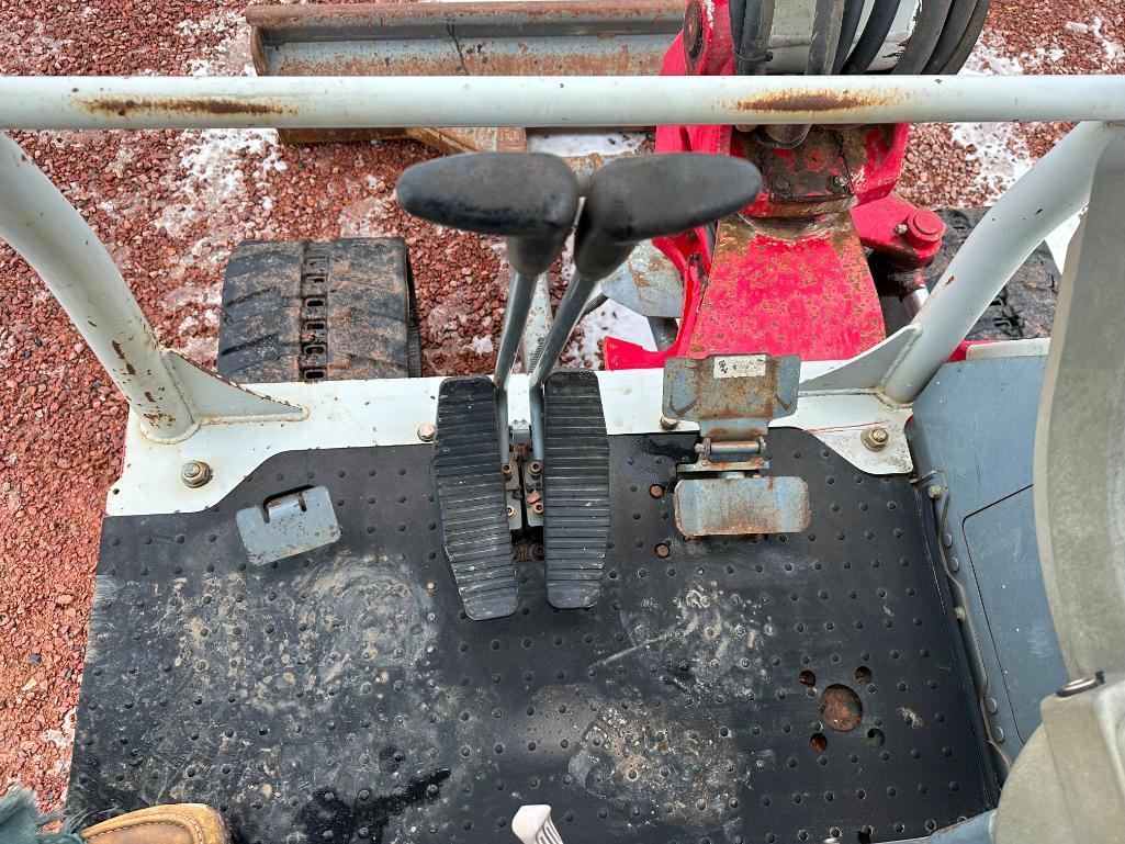 2016 Takeuchi TB240 excavator, OROPS, 14" rubber tracks, 5'4" stick, 22" quick coupler bucket, front