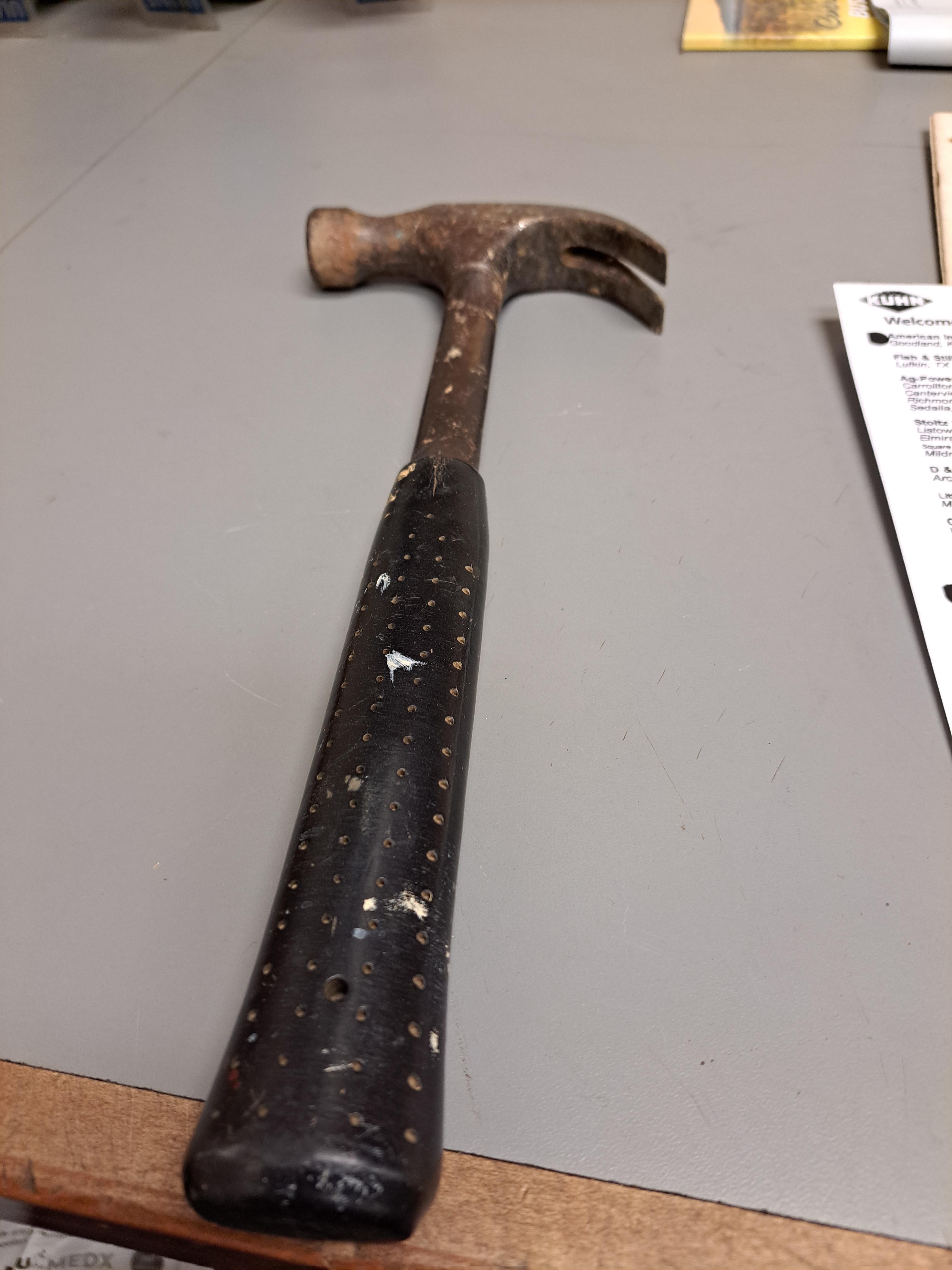 International claw Hammer