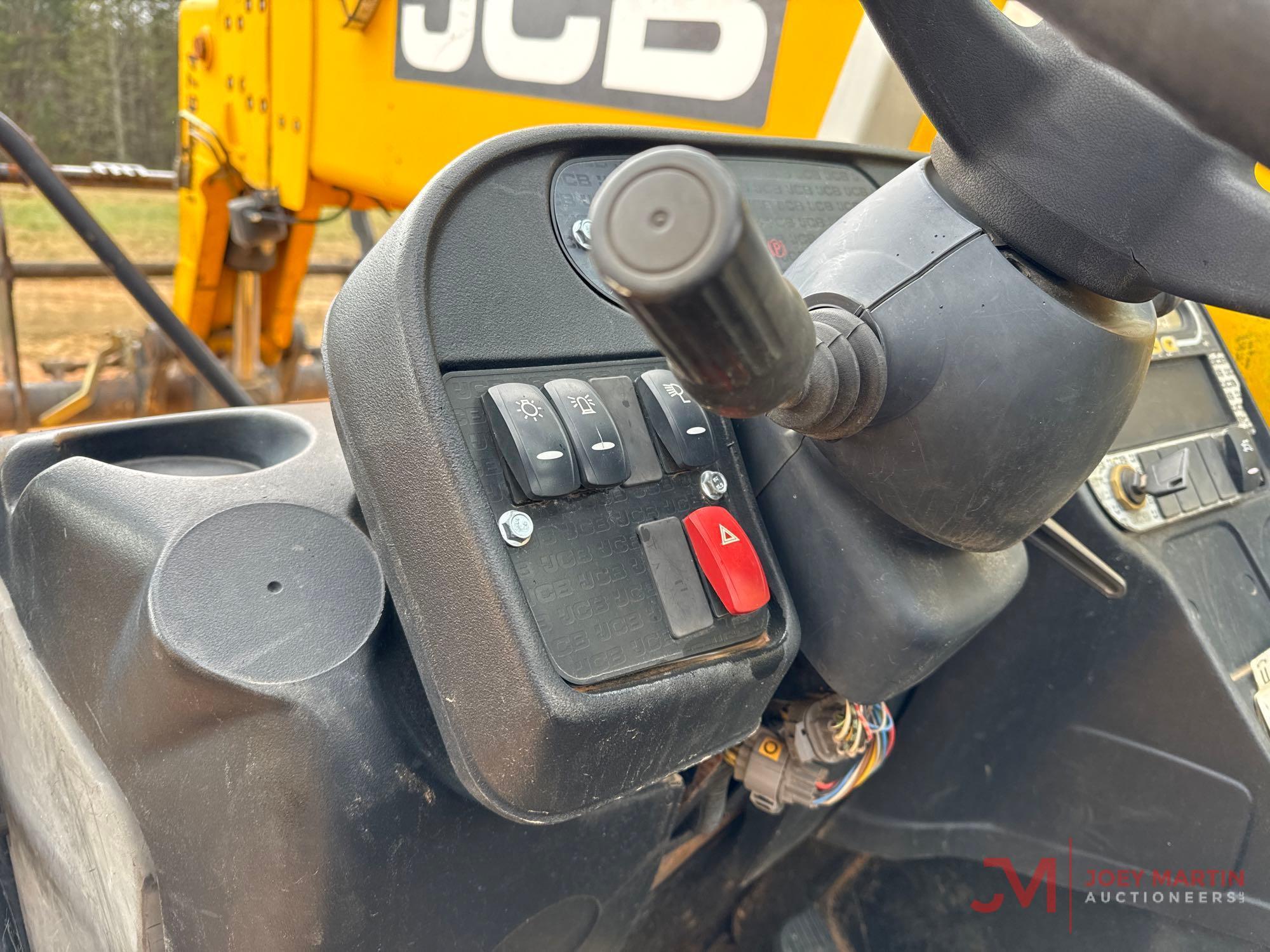 2014 JCB 550-170 TELEHANDLER