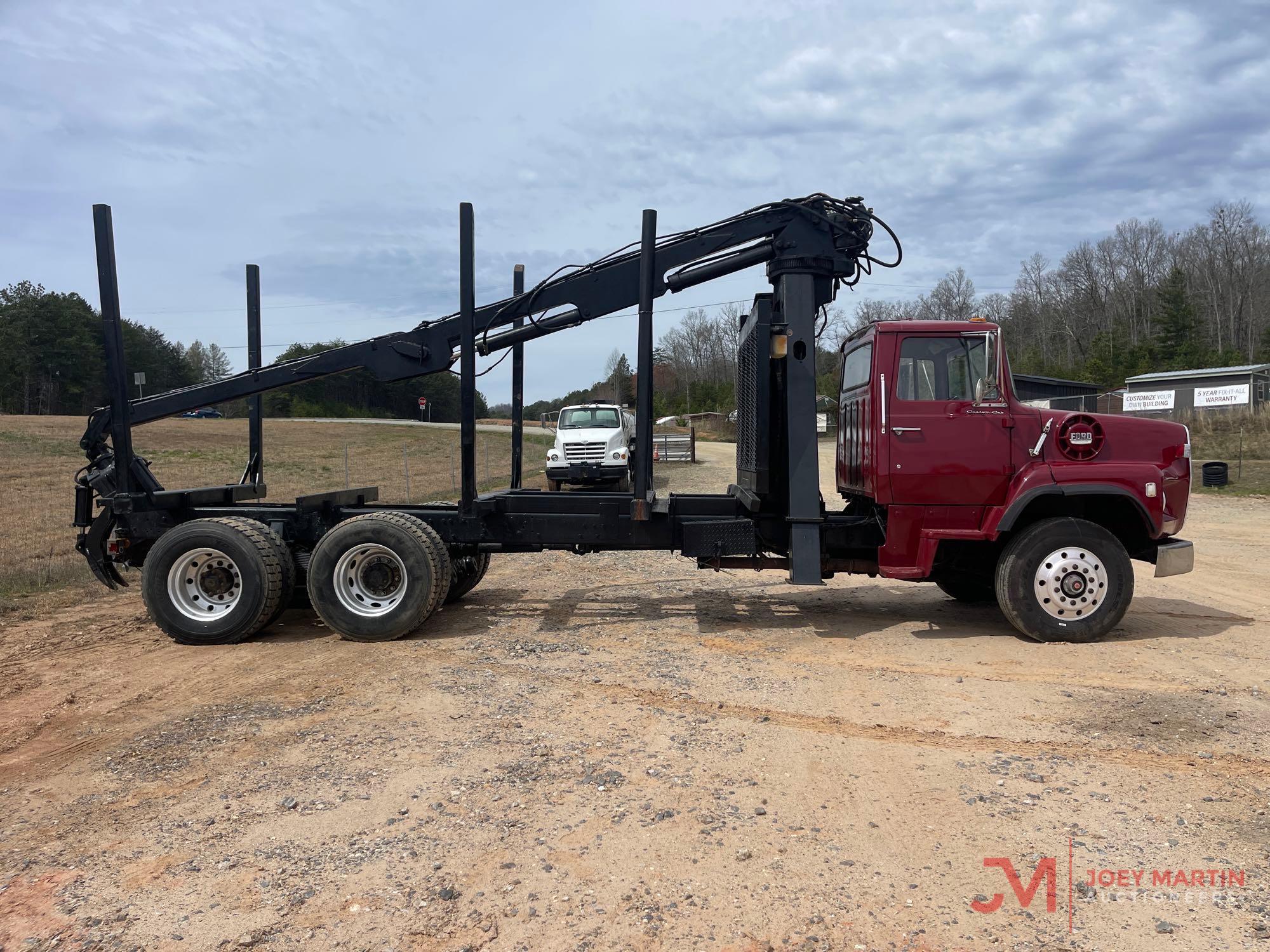 FORD F8000 LOG TRUCK