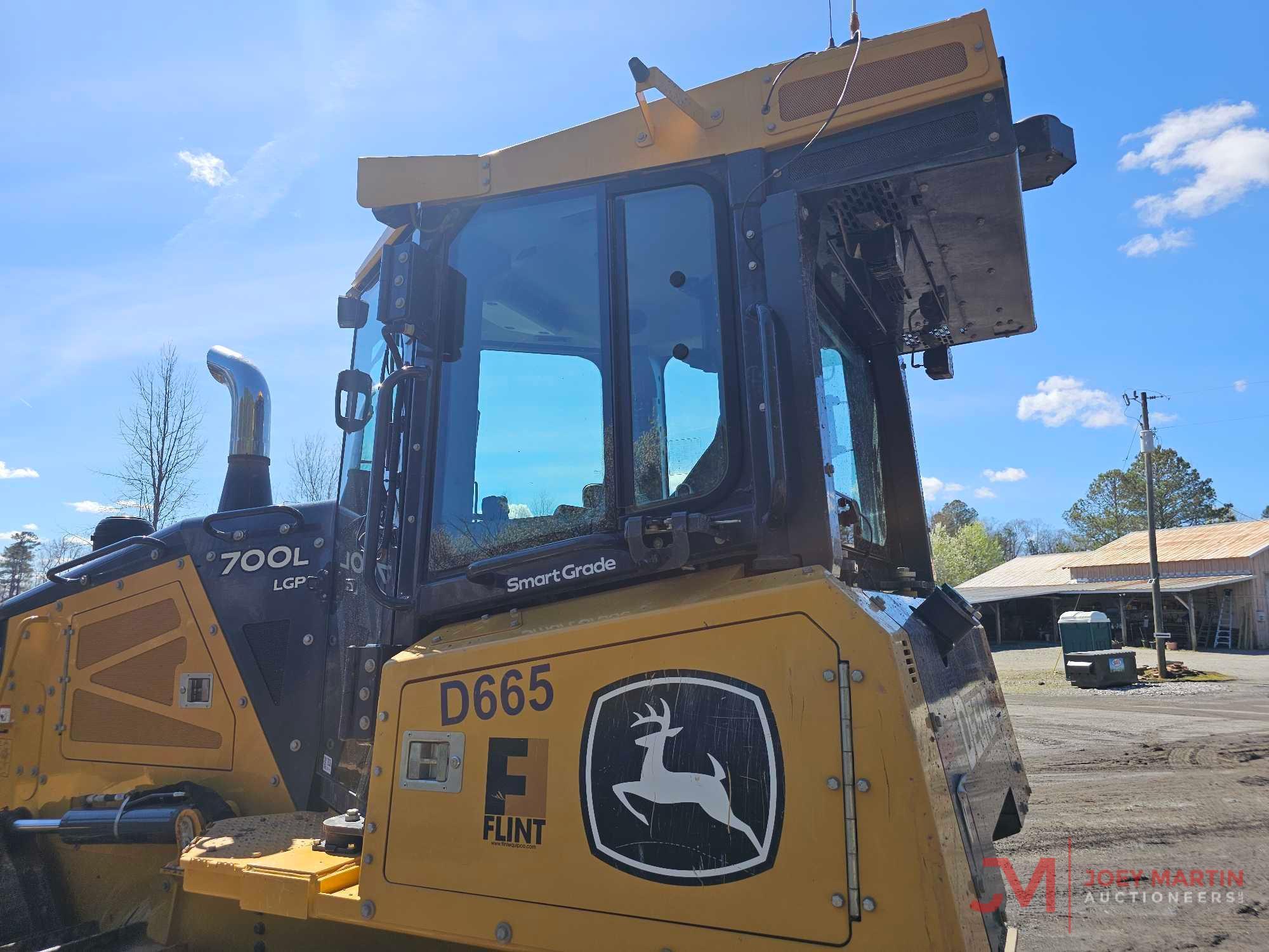 2022 DEERE 700L LGP CRAWLER DOZER