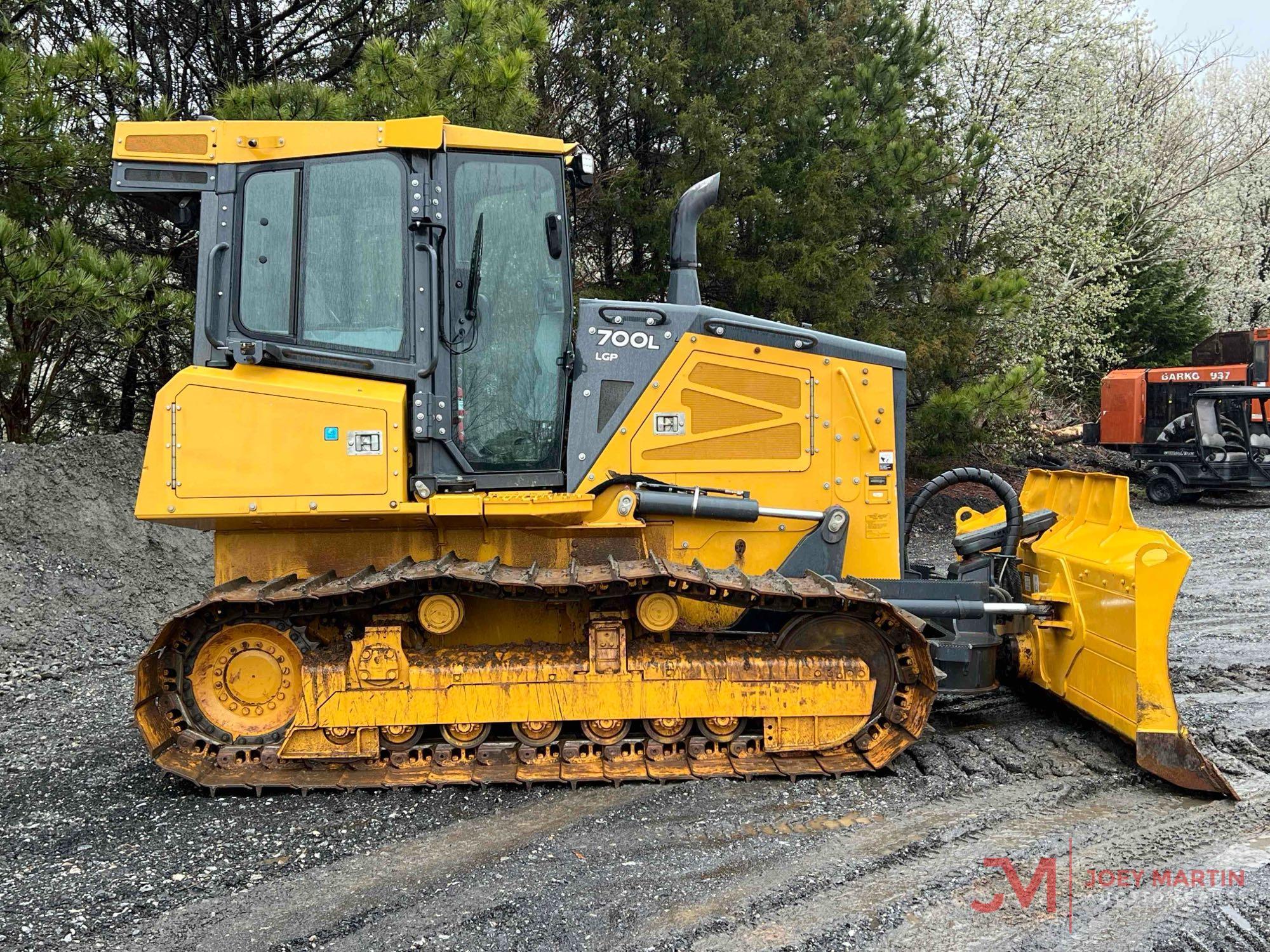 2020 DEERE 700L LGP CRAWLER DOZER