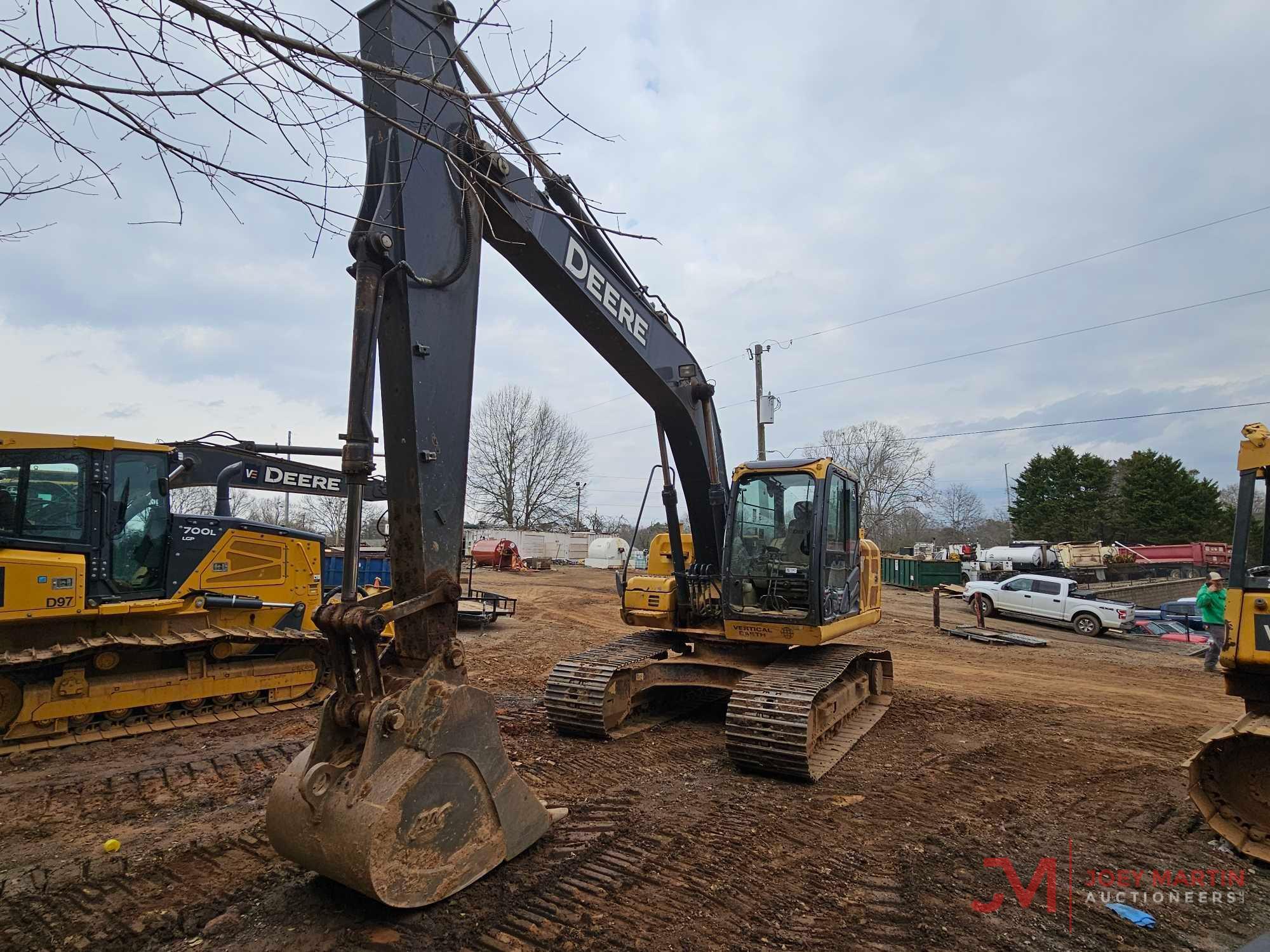 2014 DEERE 160 HYDRAULIC EXCAVATOR