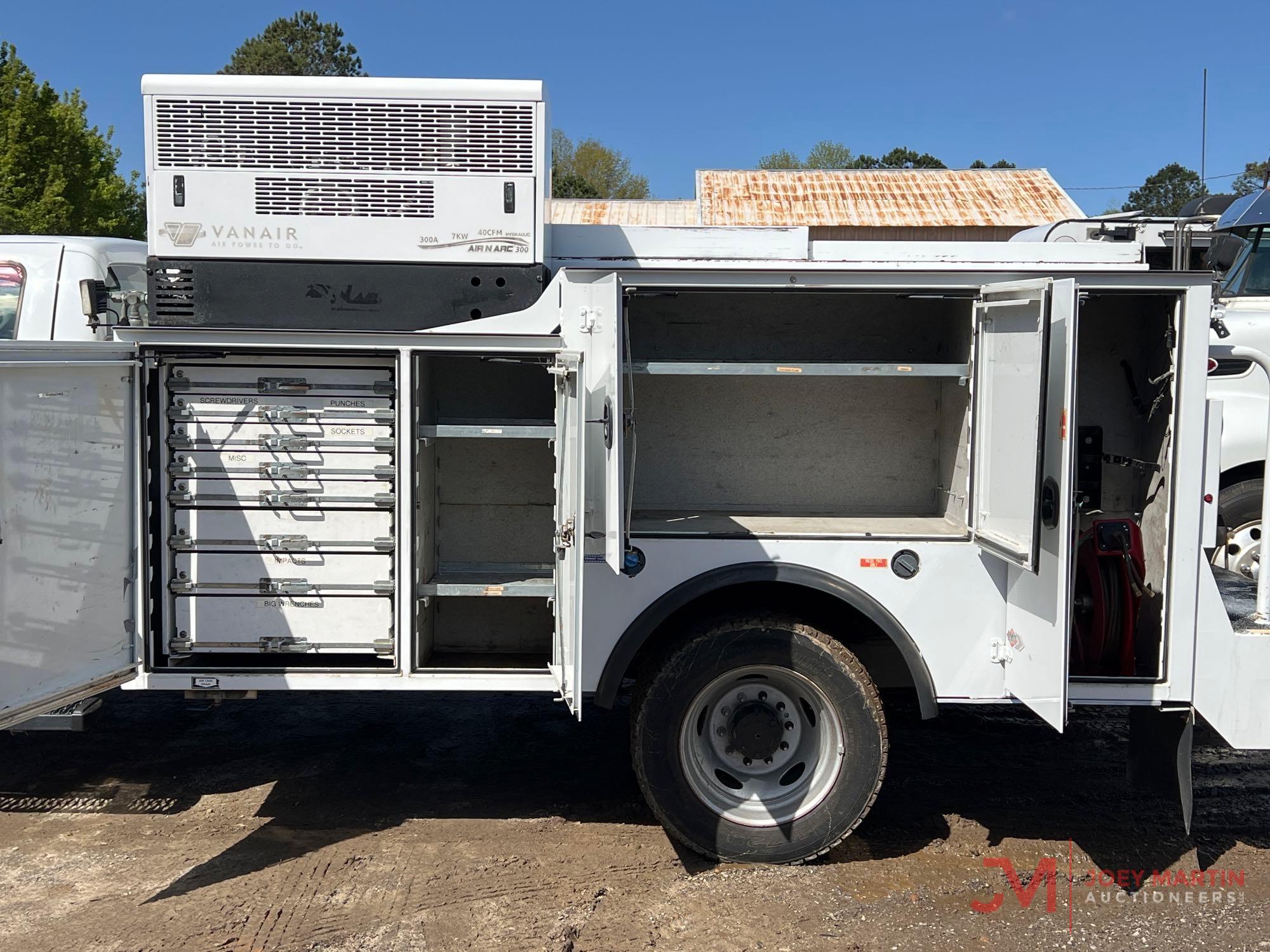 2016 FORD F550 SUPER DUTY SERVICE TRUCK