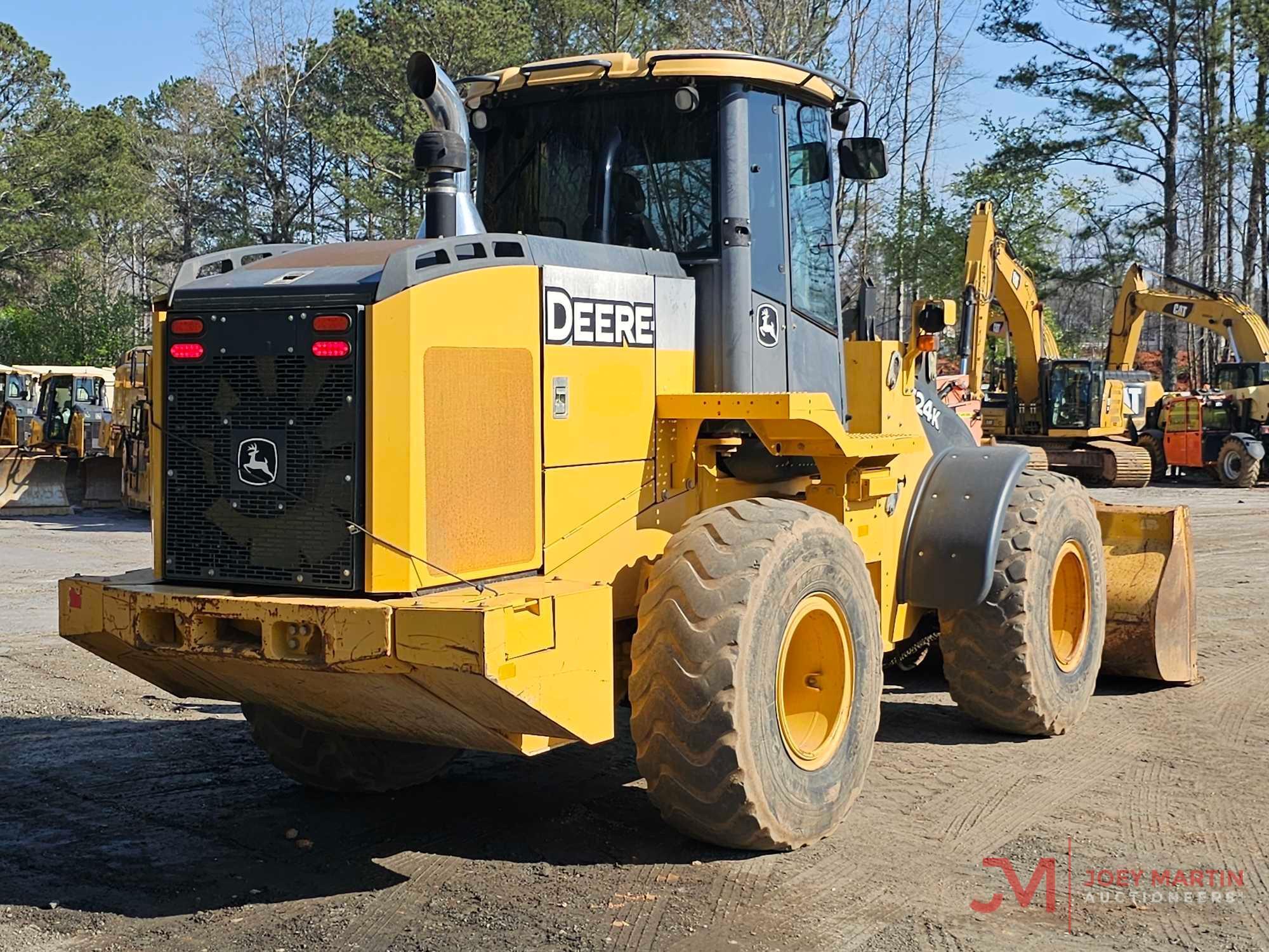 2015 DEERE 624K RUBBER TIRE LOADER