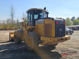 2015 DEERE 624K RUBBER TIRE LOADER