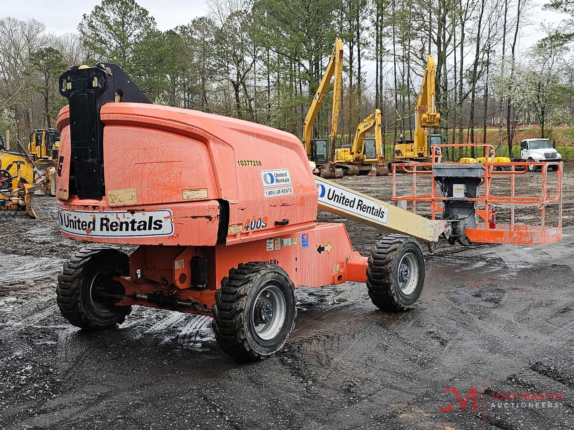 2015 JLG 400S BOOM LIFT