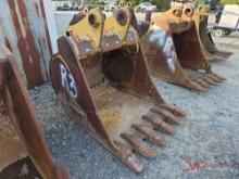 JOHN DEERE 52" EXCAVATOR TOOTH BUCKET