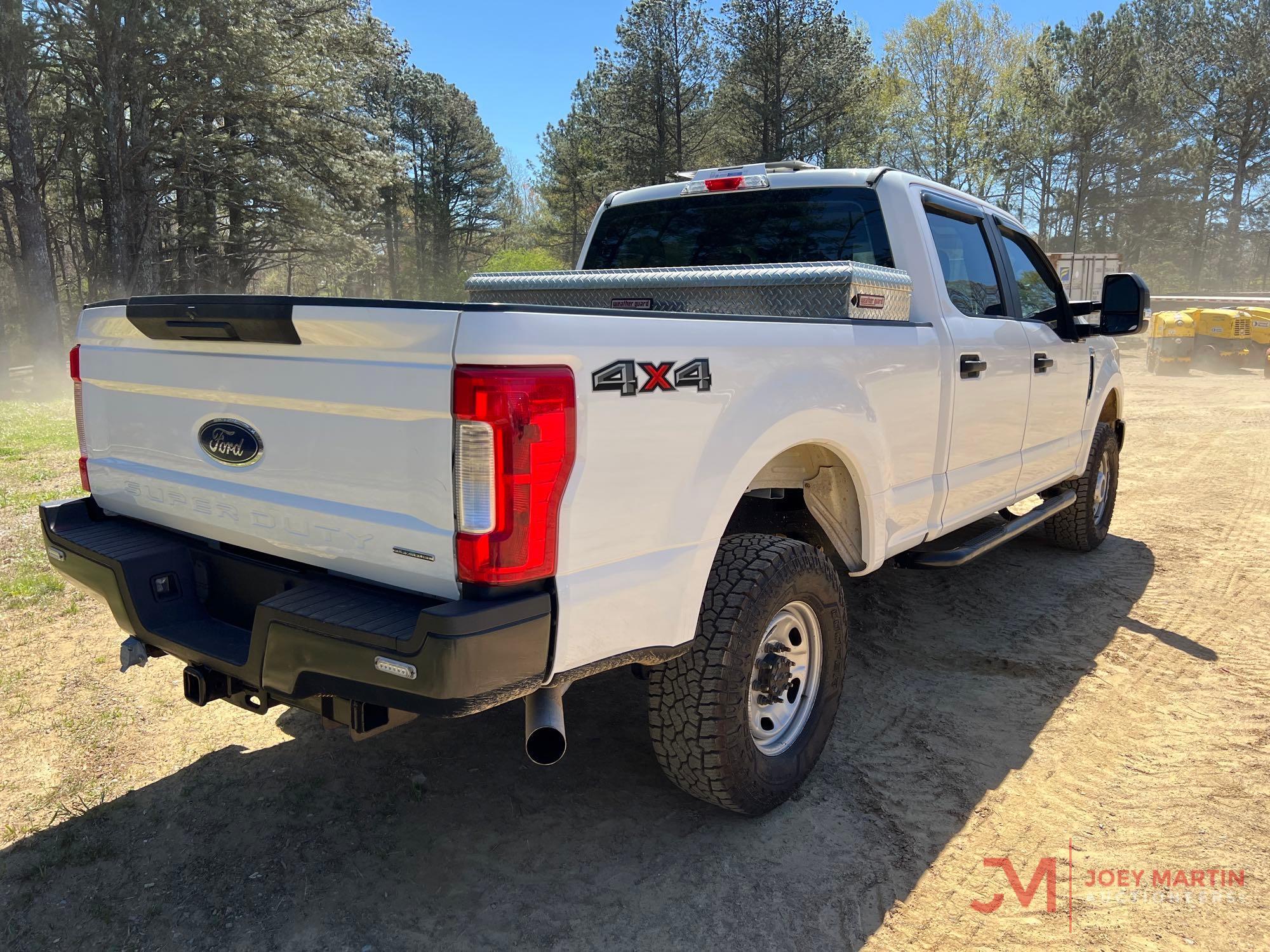 2017 FORD F-250 XL SUPER DUTY PICKUP TRUCK