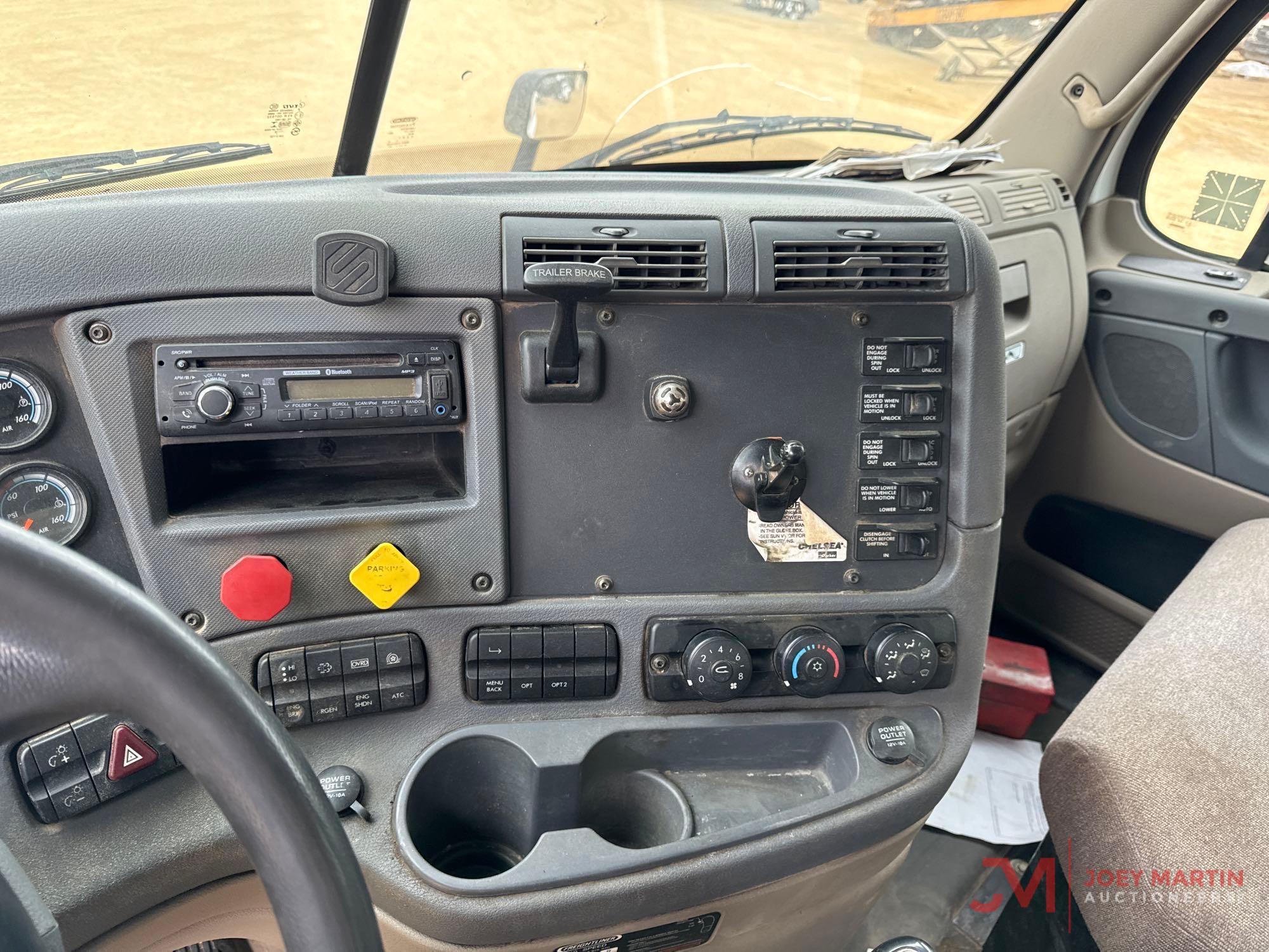 2017 FREIGHTLINER DAY CAB TRUCK TRACTOR