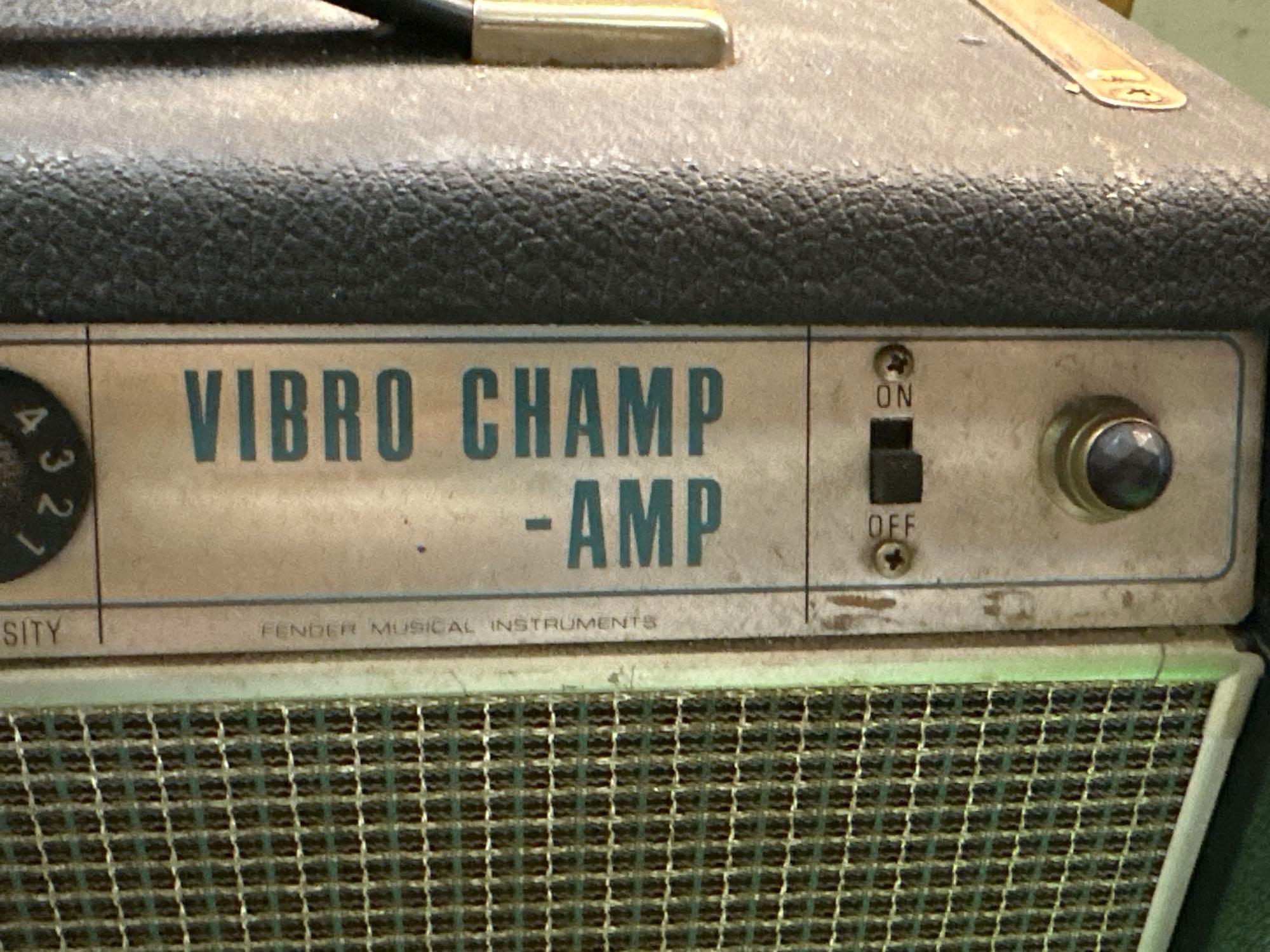 Vintage Fender Vibro Champ AMP- AS IS