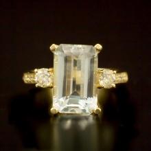 14K Gold 4.38ct Aquamarine 0.52ct Diamond Ring