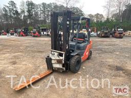 2018 Toyota 8FGU20 4000lb Forklift