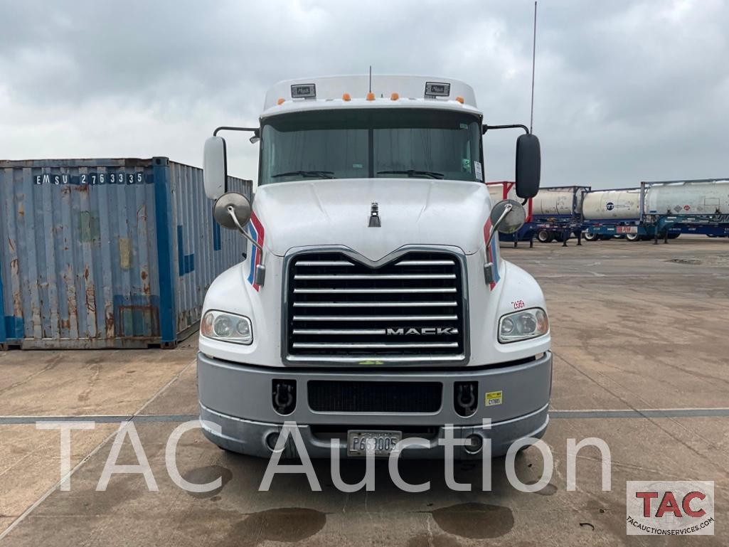 2015 Mack CXU613 Sleeper Truck