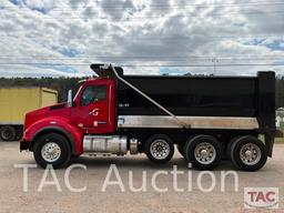 2016 Kenworth T880 Tri-Axle Dump Truck