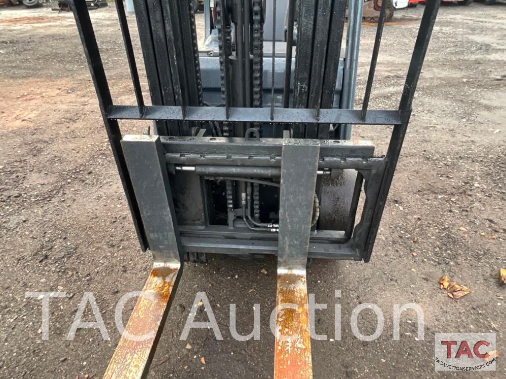 2018 Toyota 8FGCU30 6000lb Forklift