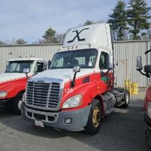 2013 Freightliner tractor