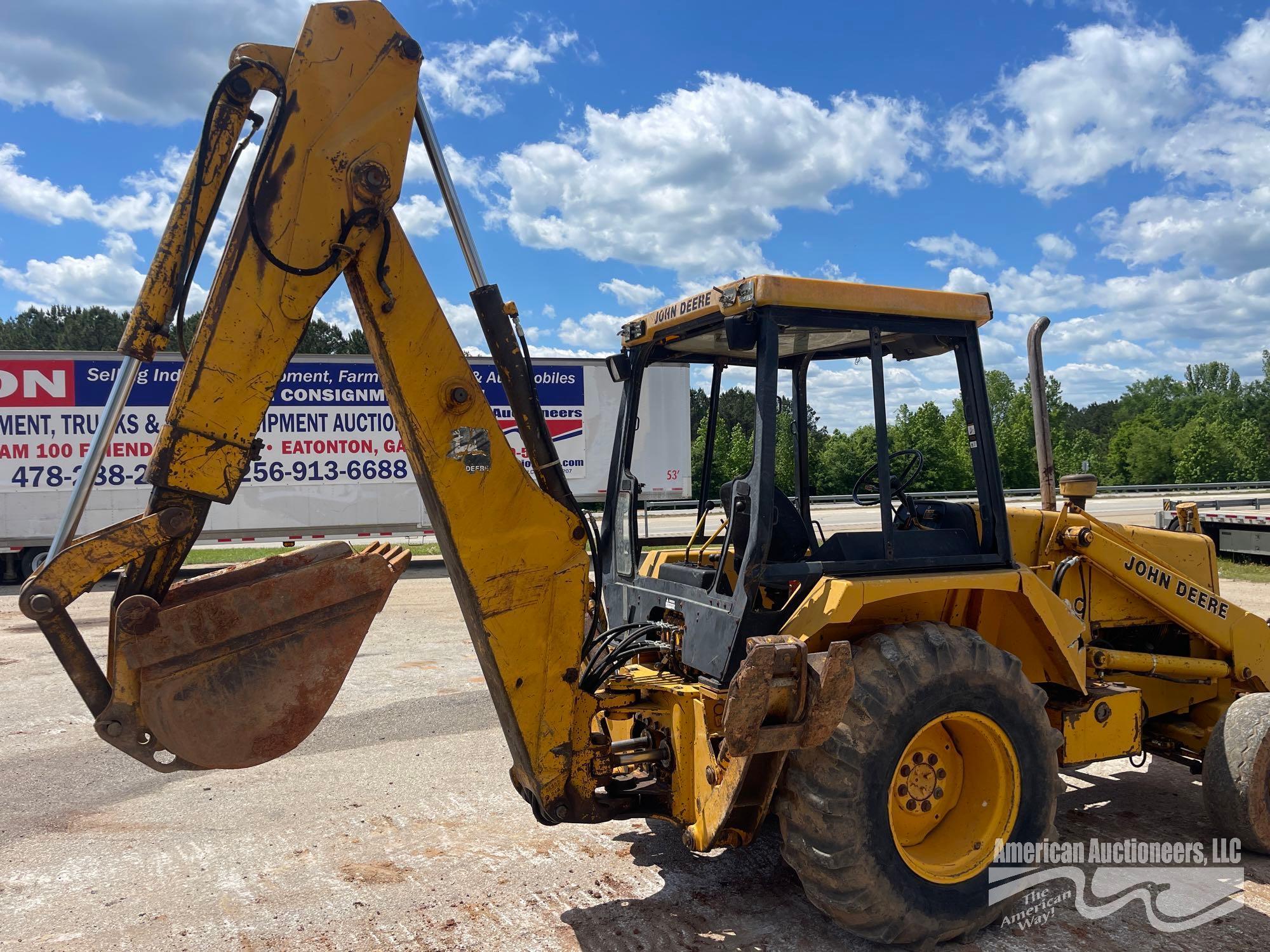 JOHN DEERE 310C BACKHOE