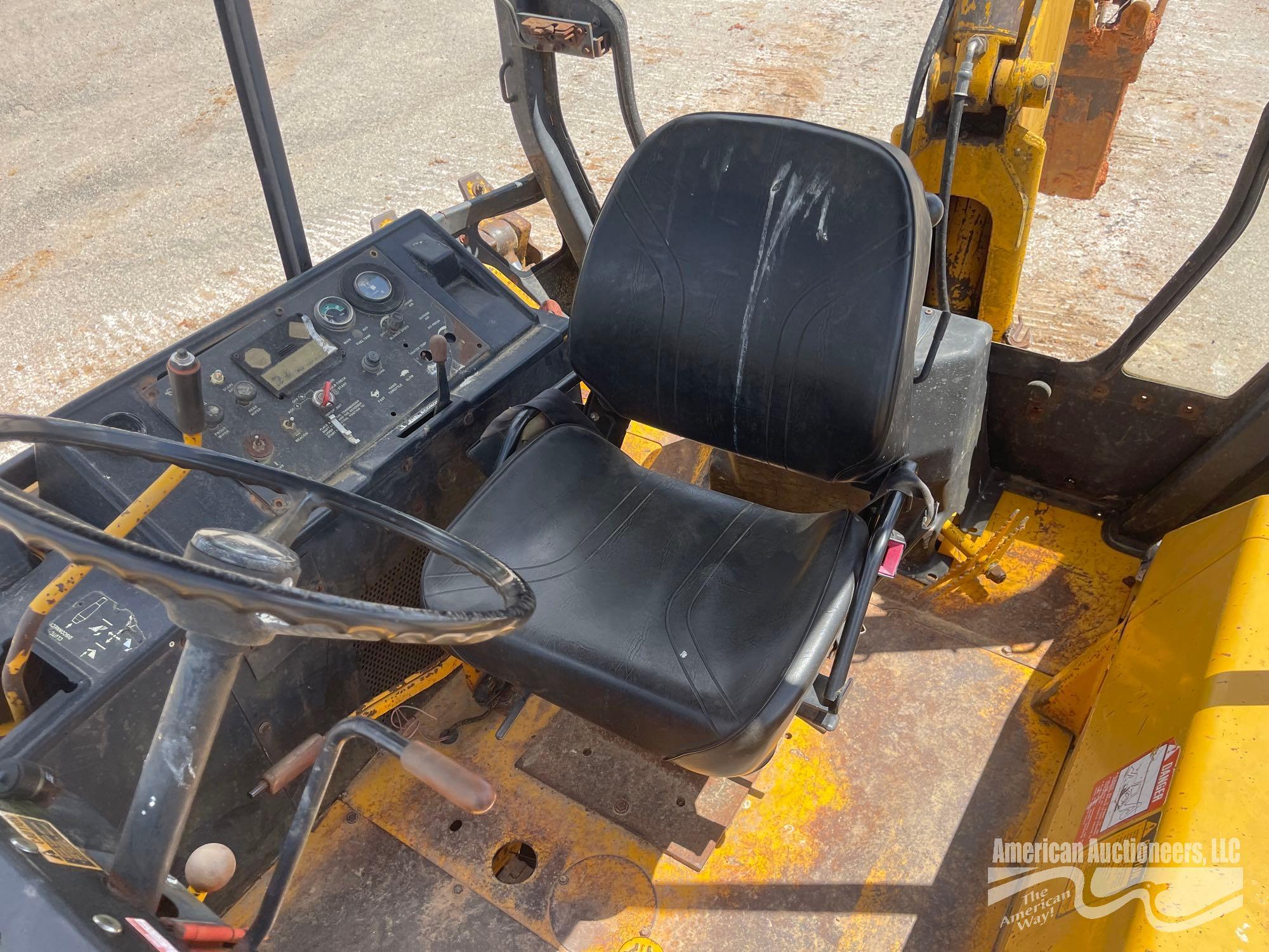 JOHN DEERE 310C BACKHOE